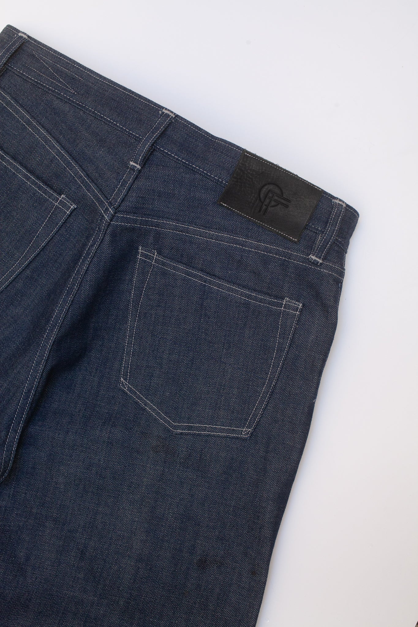 Vintage Straight Cut Jeans - Indigo Selvedge Denim